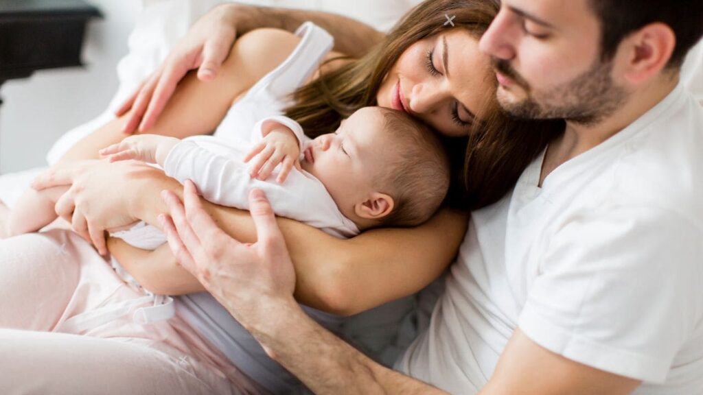 Signs You’re Not Bonding with Your Baby 5
