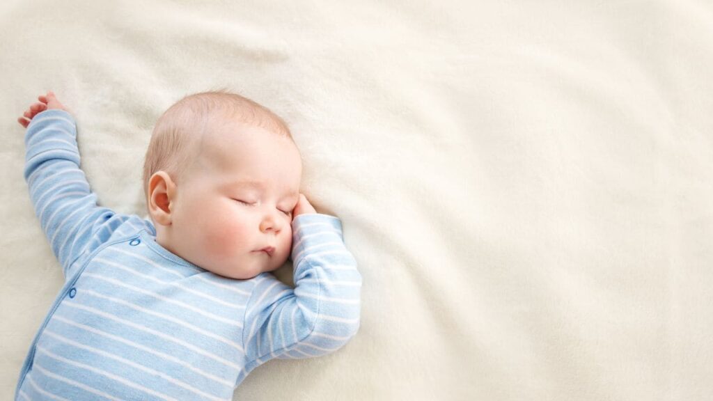 What Should A Newborn Wear To Sleep 3
